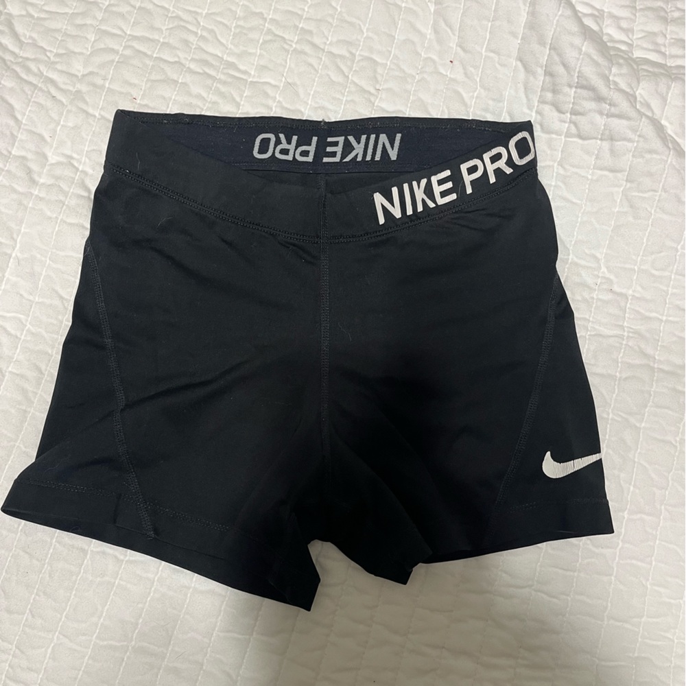 Nike Pro